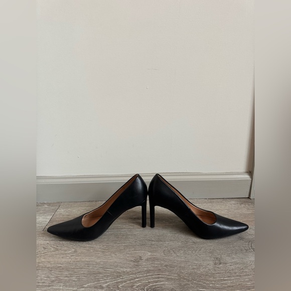 NWOT Target A New Day Tara Black Faux Leather Sleek Pointed Toe High Heel Pumps - Picture 3 of 7